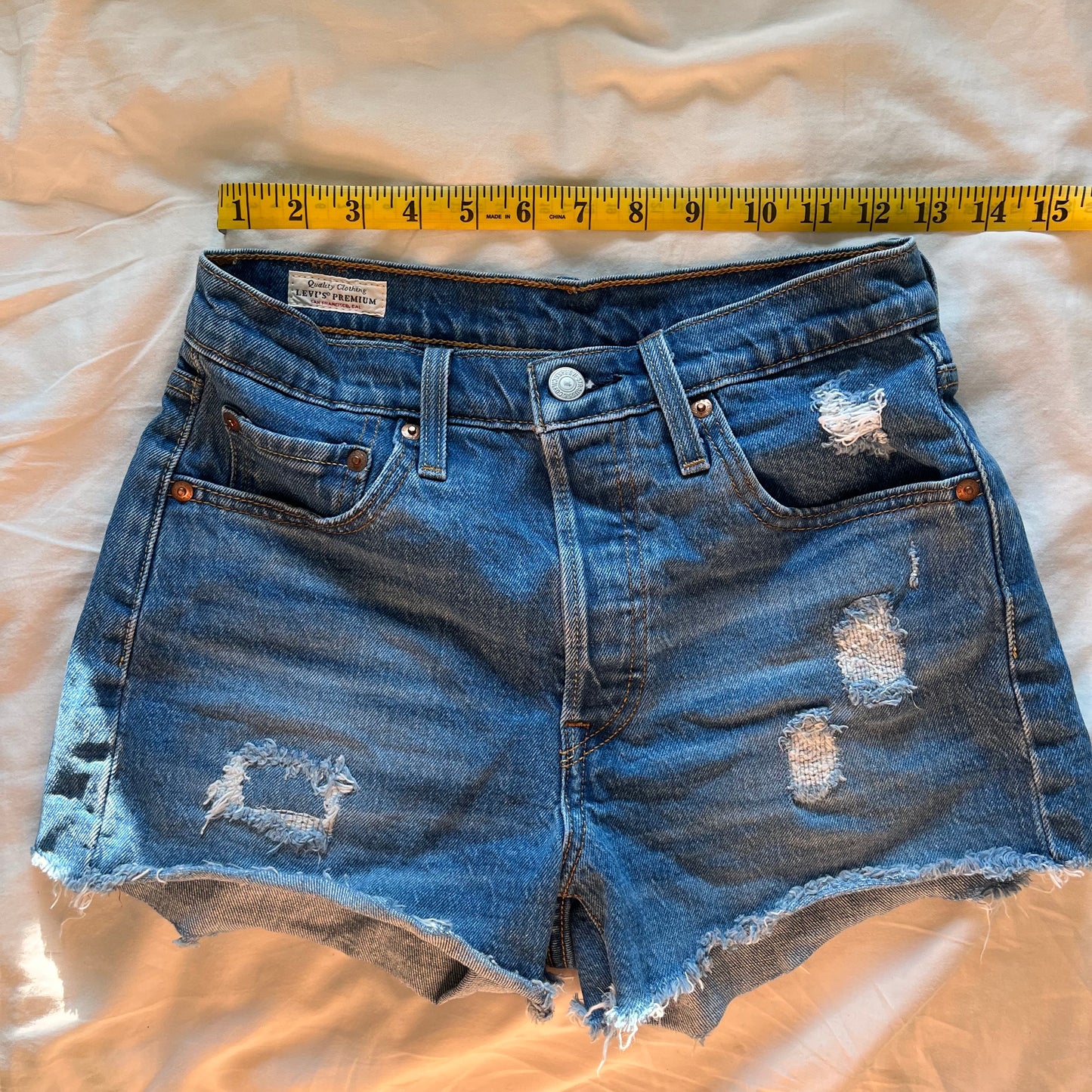 cult classic Levi 501s, 26"