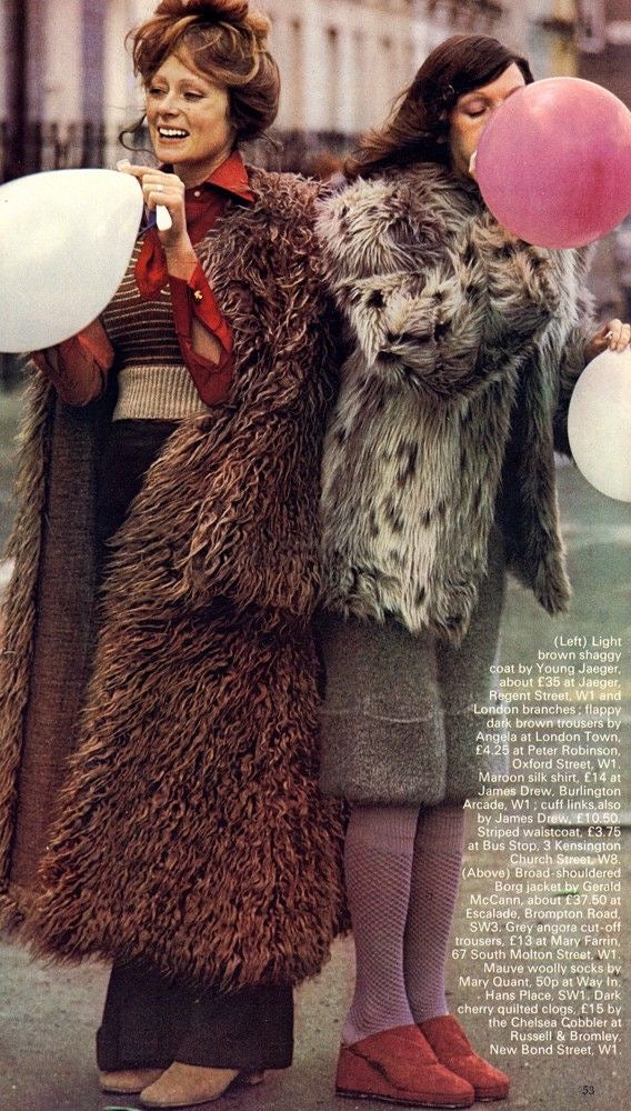 70s geometric print fur coat, size M