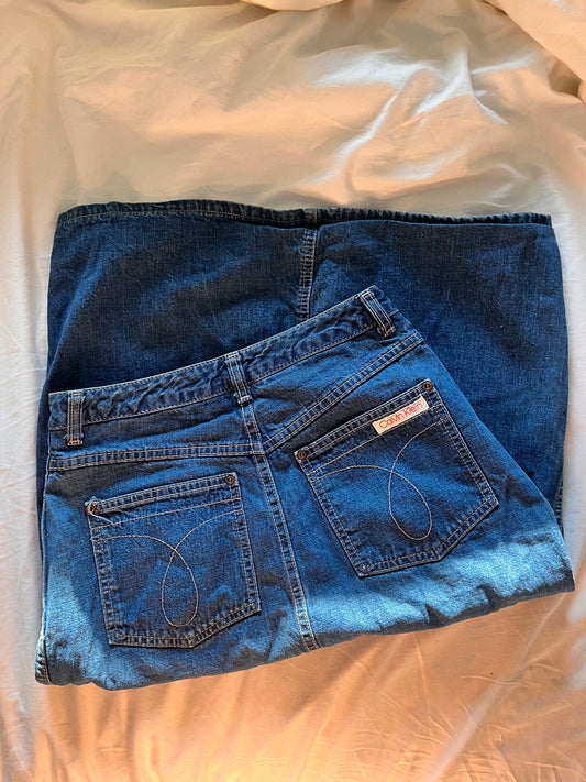 americana denim Calvin Klein midi skirt, 28"