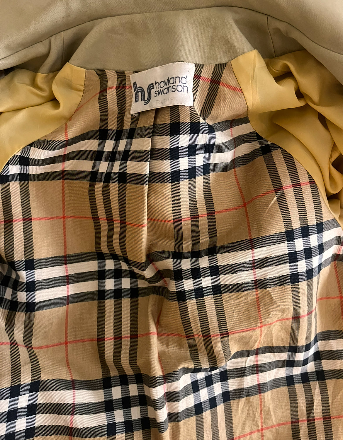 70s tan trench, size S/M