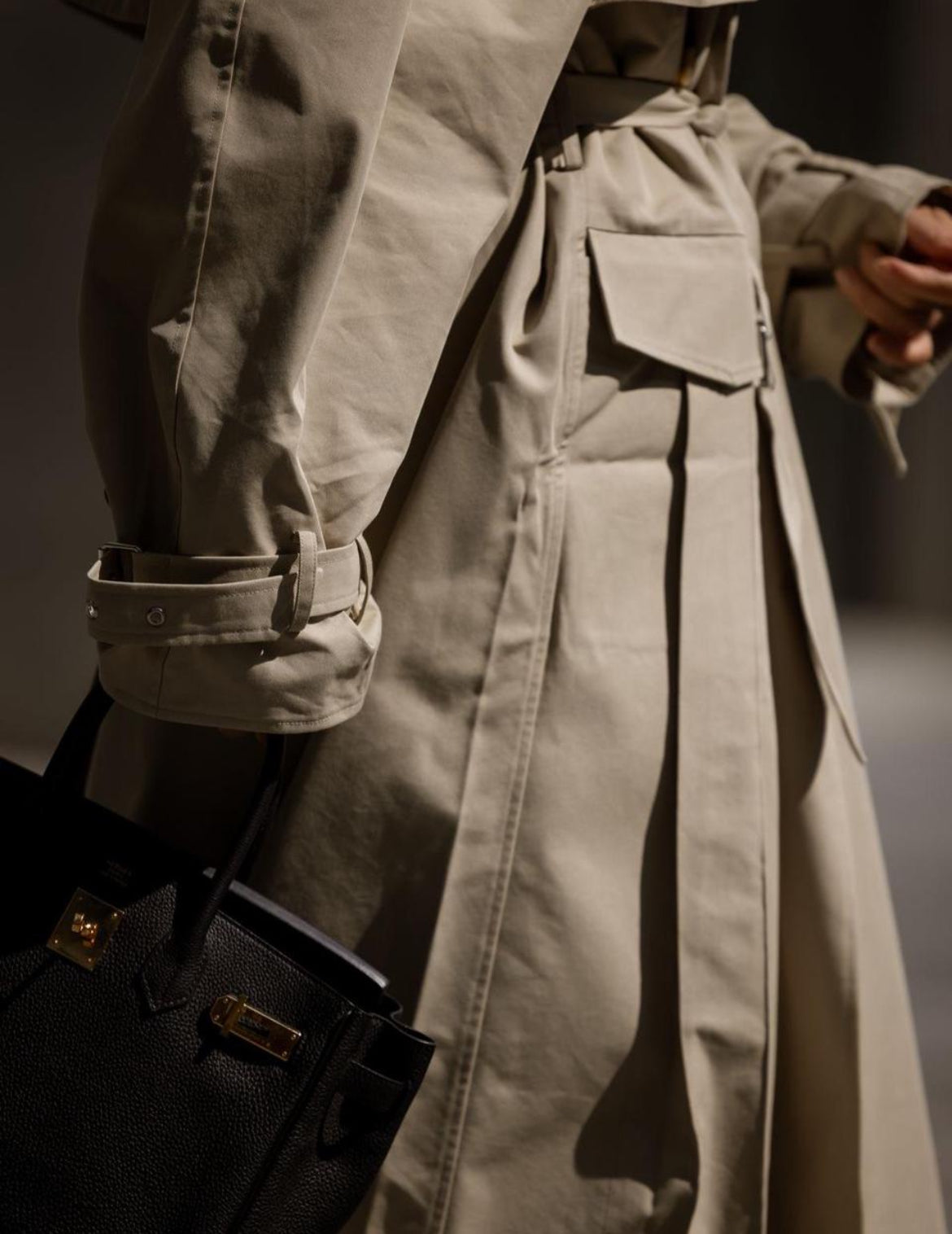 70s tan belted trench, size L
